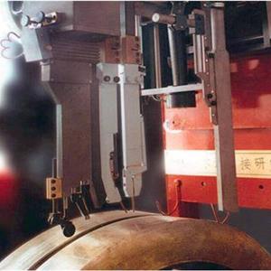 14m × 10m twin wire narrow gap welding operator